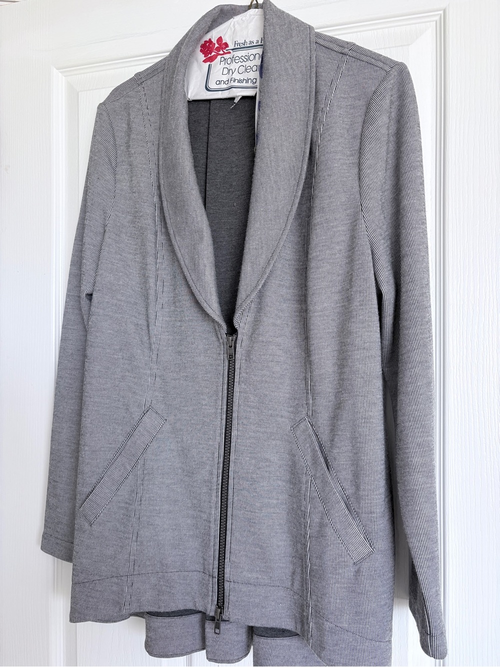 CAbi Gray Shawl-Collar Zip Front Jacket